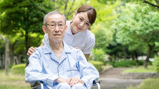 社会福祉法人秀寿会 　信寿園デイサービスセンター　契約職員　介護福祉士